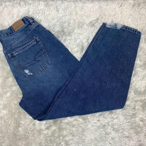 American Eagle Relaxed Mom Jean Distressed Sz 4 - Picture 1 of 8